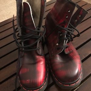 Black & red doc martens. Good condition